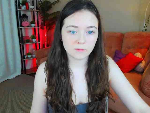 AlluringLookk webcam