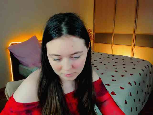 AlluringLookk webcam