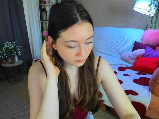 AlluringLookk webcam