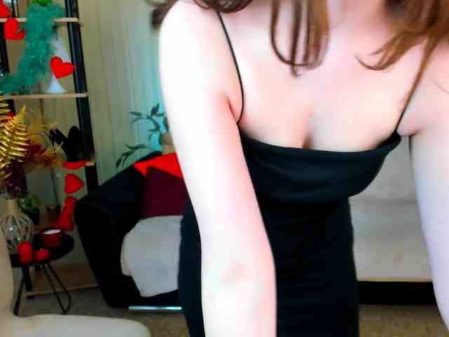 AlluringLookk webcam