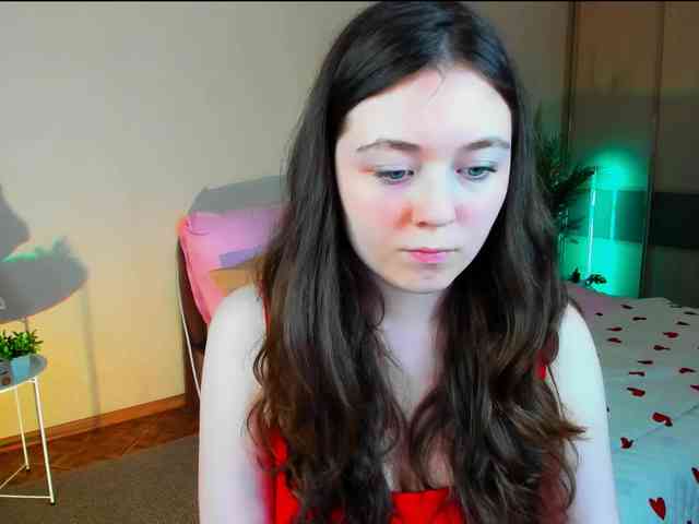AlluringLookk webcam