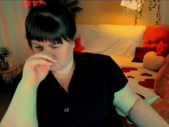 CrystaalStaar live cam on BongaCams