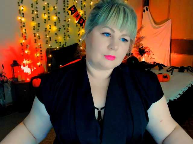CrystaalStaar live cam on BongaCams