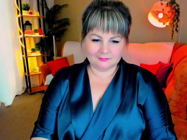 CrystaalStaar live cam on BongaCams