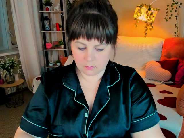 CrystaalStaar live cam on BongaCams