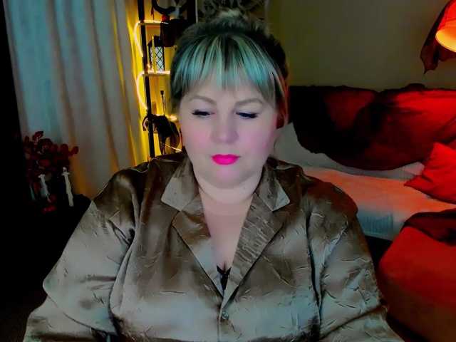 CrystaalStaar live cam on BongaCams