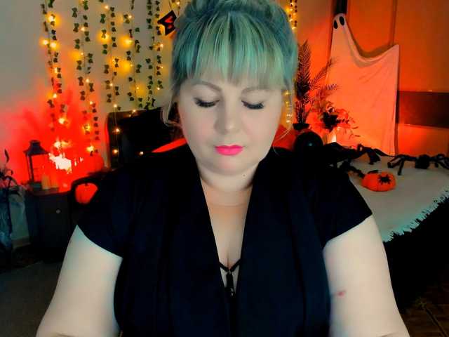 CrystaalStaar live cam on BongaCams