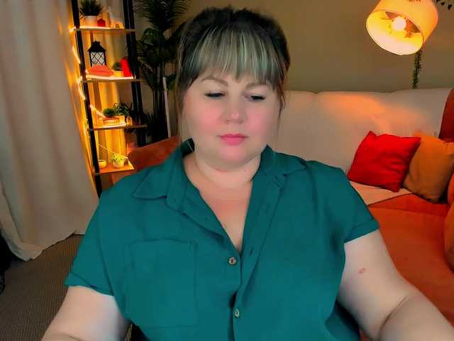 CrystaalStaar live cam on BongaCams