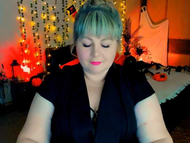 CrystaalStaar live cam preview