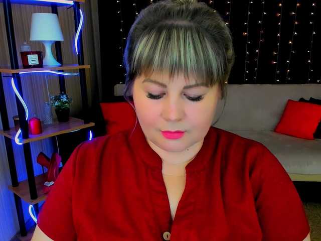 CrystaalStaar live cam on BongaCams