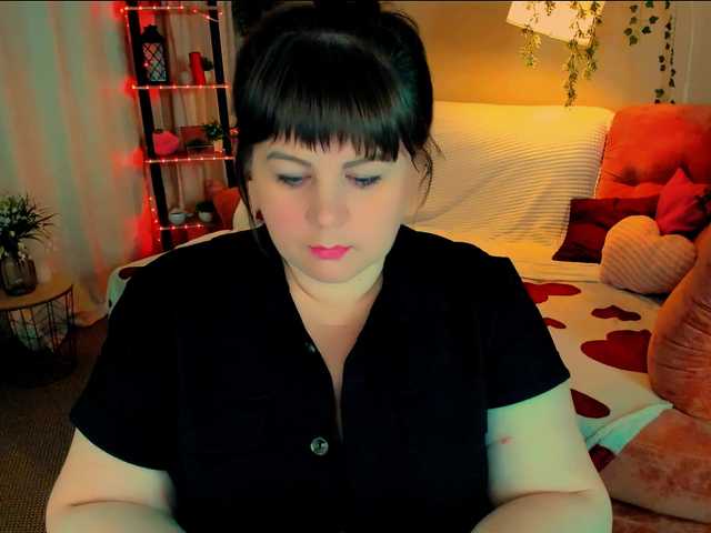 CrystaalStaar live cam on BongaCams