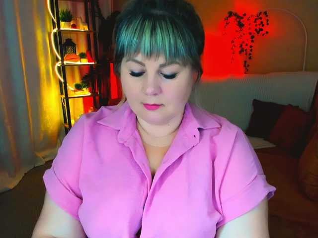 CrystaalStaar live cam on BongaCams