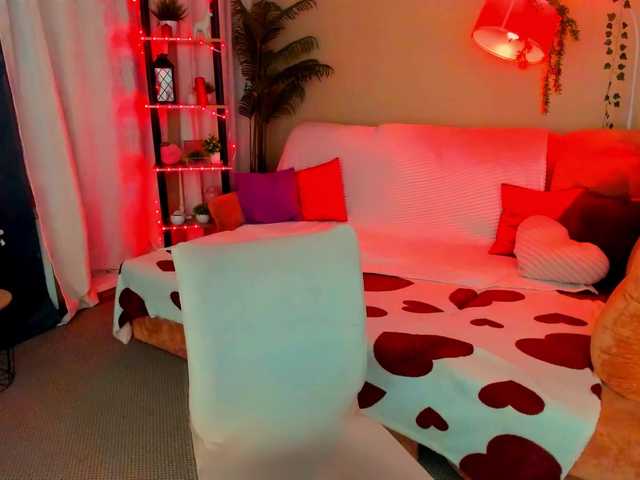CrystaalStaar live cam on BongaCams