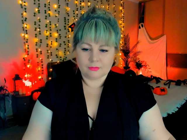 CrystaalStaar live cam preview