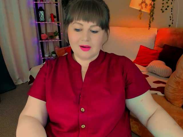 CrystaalStaar live cam on BongaCams