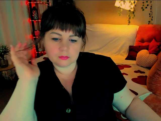 CrystaalStaar live cam on BongaCams