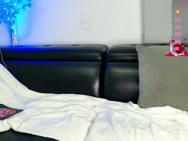 alexawhitte live cam on BongaCams