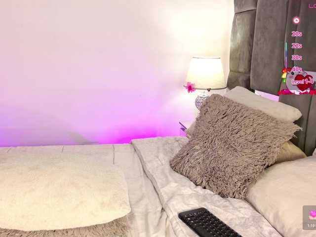 alexawhitte live cam on BongaCams