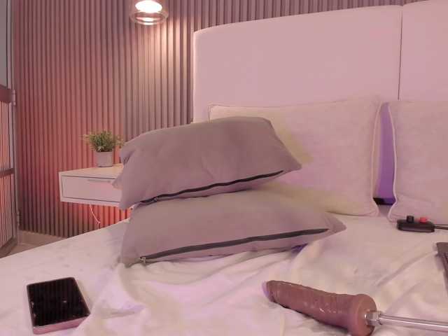 annie-clarkson, en directo ahora en BongaCams