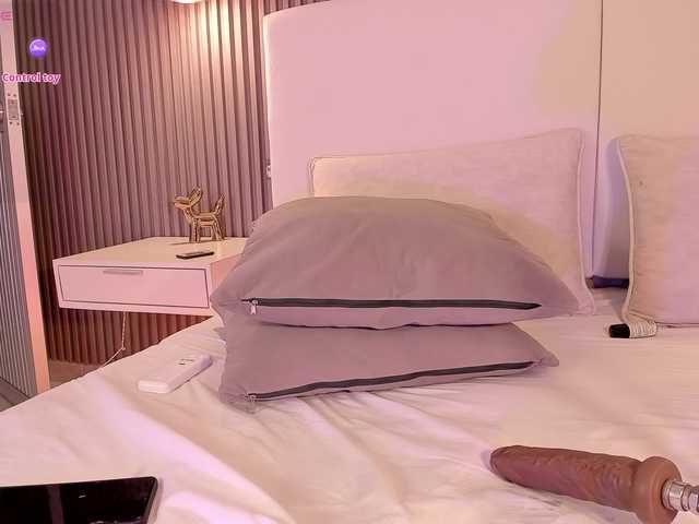 annie-clarkson live cam on BongaCams