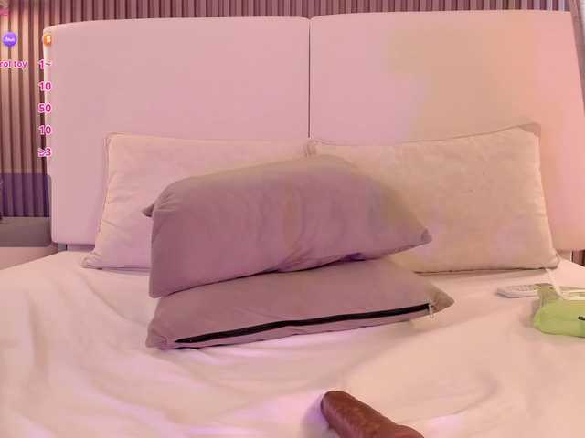 annie-clarkson live cam on BongaCams
