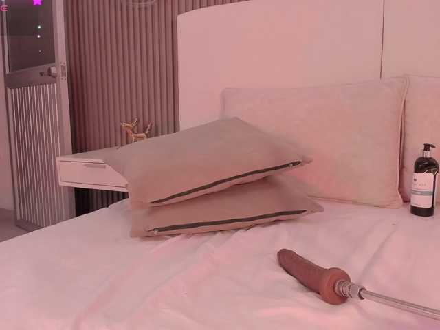 annie-clarkson live cam on BongaCams