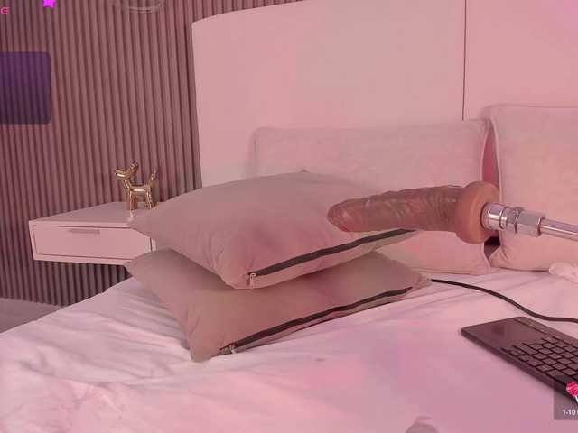 annie-clarkson live cam on BongaCams