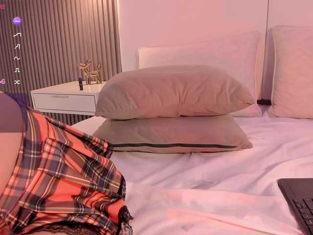 annie-clarkson live cam on BongaCams