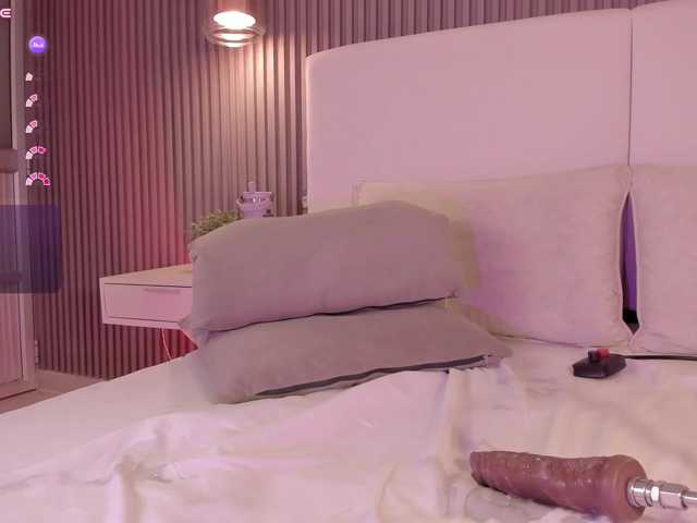 annie-clarkson live cam on BongaCams