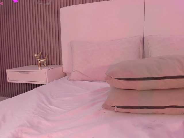 annie-clarkson live cam on BongaCams