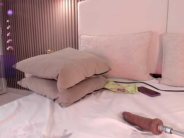 annie-clarkson live cam on BongaCams