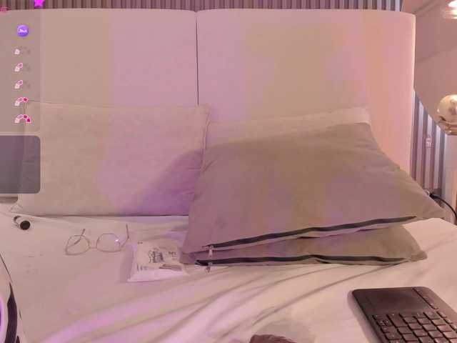 annie-clarkson live cam on BongaCams