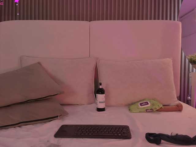 annie-clarkson live cam on BongaCams
