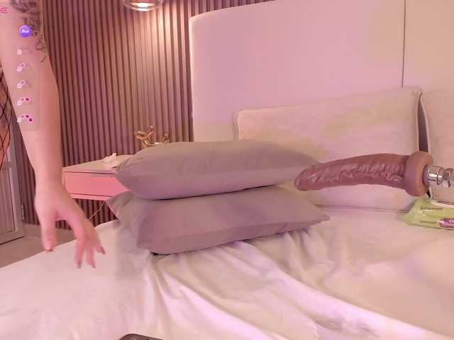annie-clarkson live cam on BongaCams