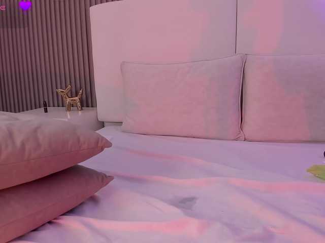 annie-clarkson live cam on BongaCams