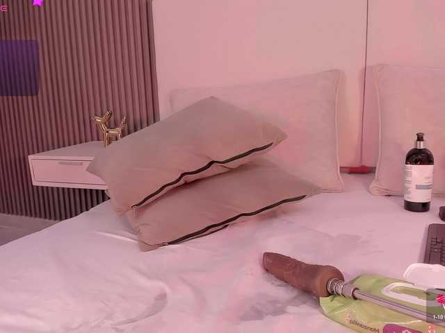 annie-clarkson live cam on BongaCams