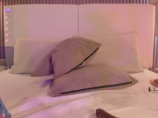 annie-clarkson live cam on BongaCams