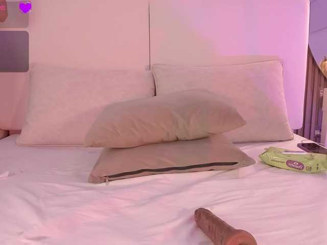 annie-clarkson live cam on BongaCams