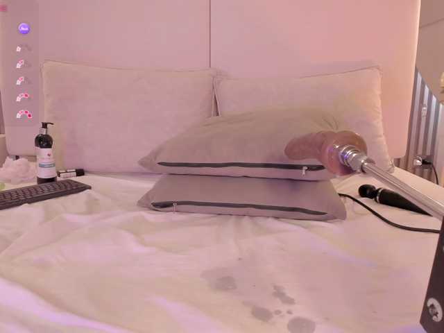 annie-clarkson live cam on BongaCams