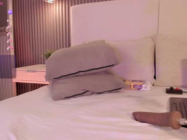 annie-clarkson live cam on BongaCams