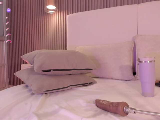 annie-clarkson live cam on BongaCams