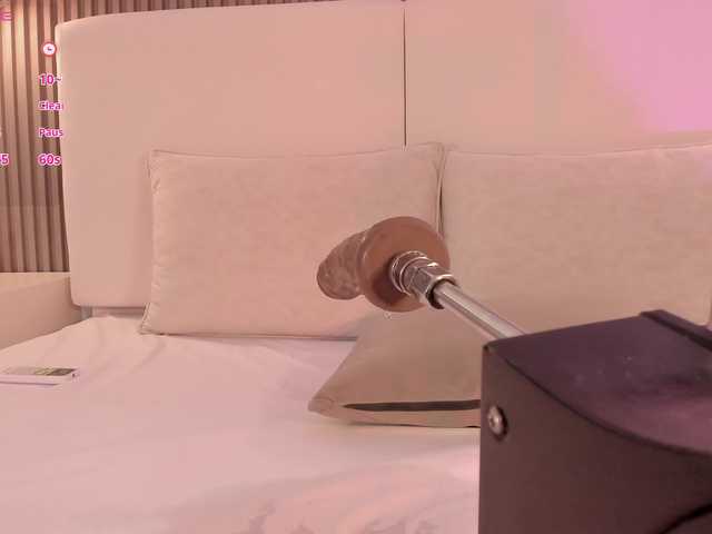 annie-clarkson live cam on BongaCams