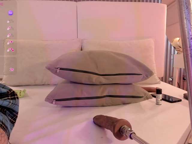 annie-clarkson live cam on BongaCams