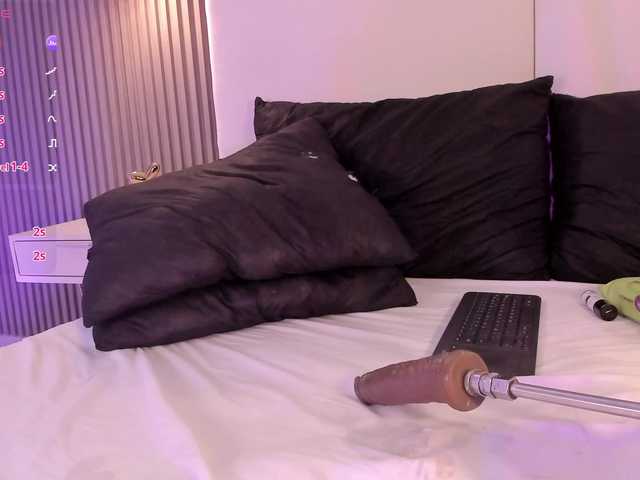 annie-clarkson live cam on BongaCams