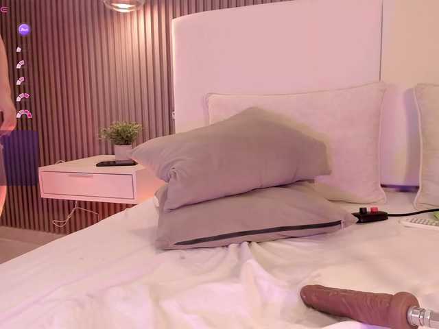 annie-clarkson live cam on BongaCams
