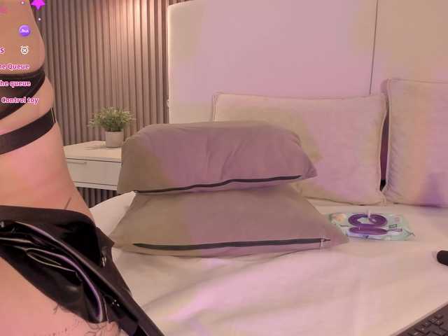 annie-clarkson live cam on BongaCams