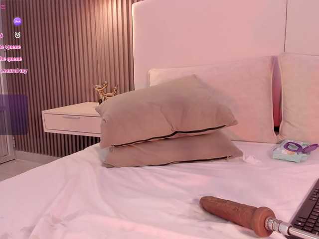 annie-clarkson live cam on BongaCams