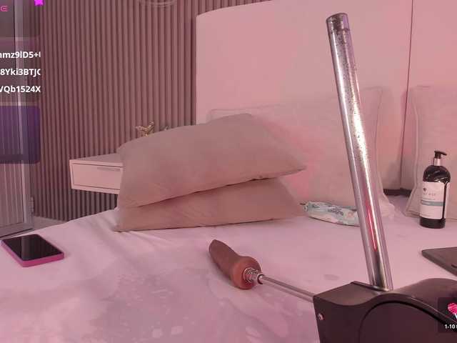 annie-clarkson live cam on BongaCams