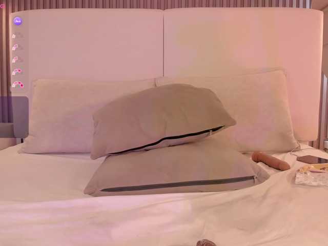 annie-clarkson live cam on BongaCams