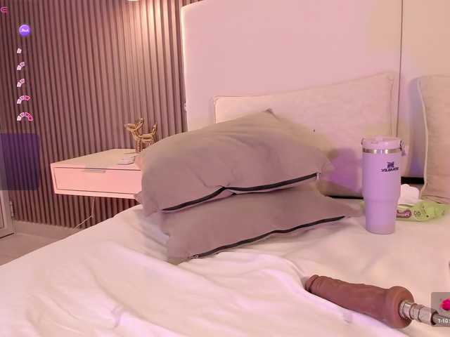 annie-clarkson live cam on BongaCams